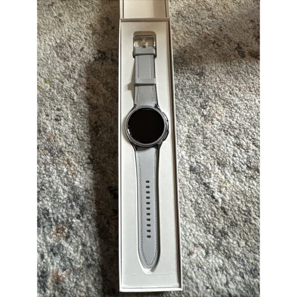 Samsung Galaxy Watch6 Classic 43mm Silver Case with Silver Faux Leather Strap... - Picture 2 of 3